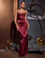 Robe longue en satin – Image 5