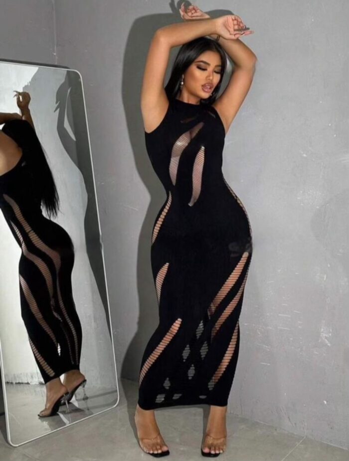 Robe col rond et trouée – Image 1