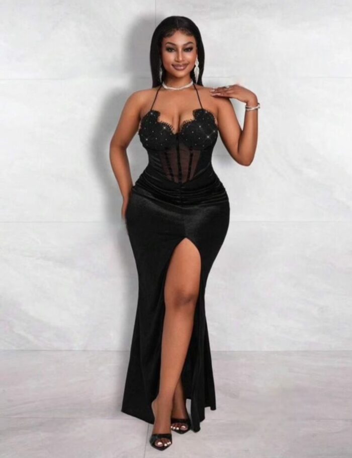 9d334f37-38dd-4060-afac-544a5637135a Robe noir en velours et maille – Image 1