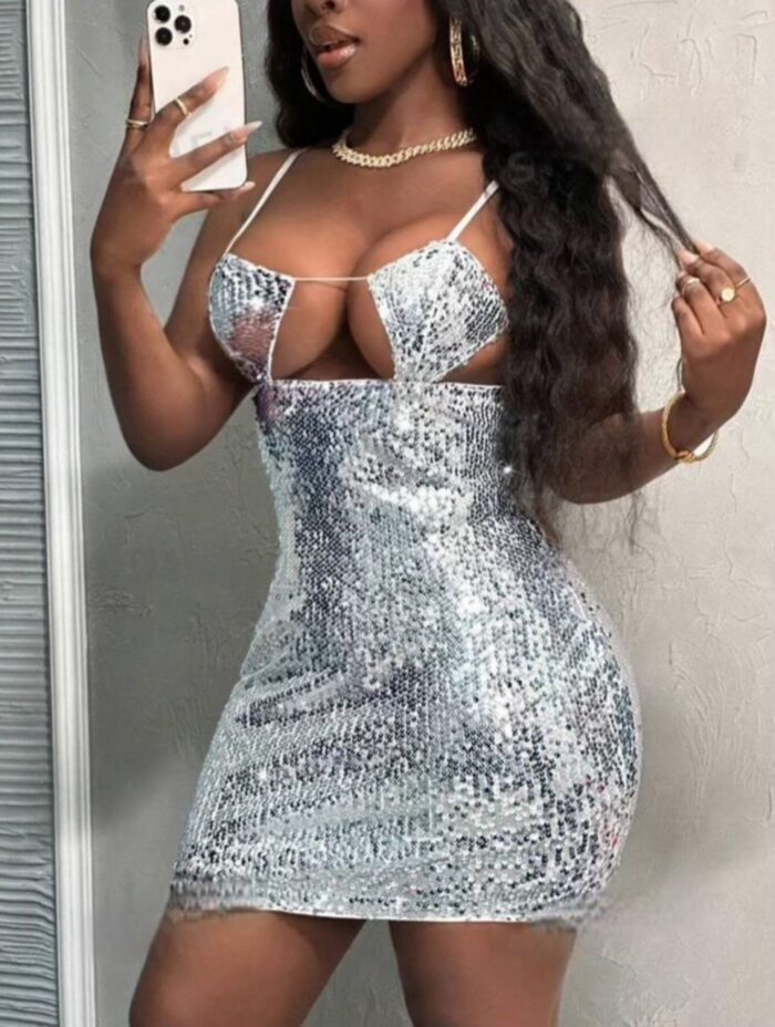 bf208aa5-b4cb-4c06-ad79-f659945d95d4 Robe brillante – Image 1