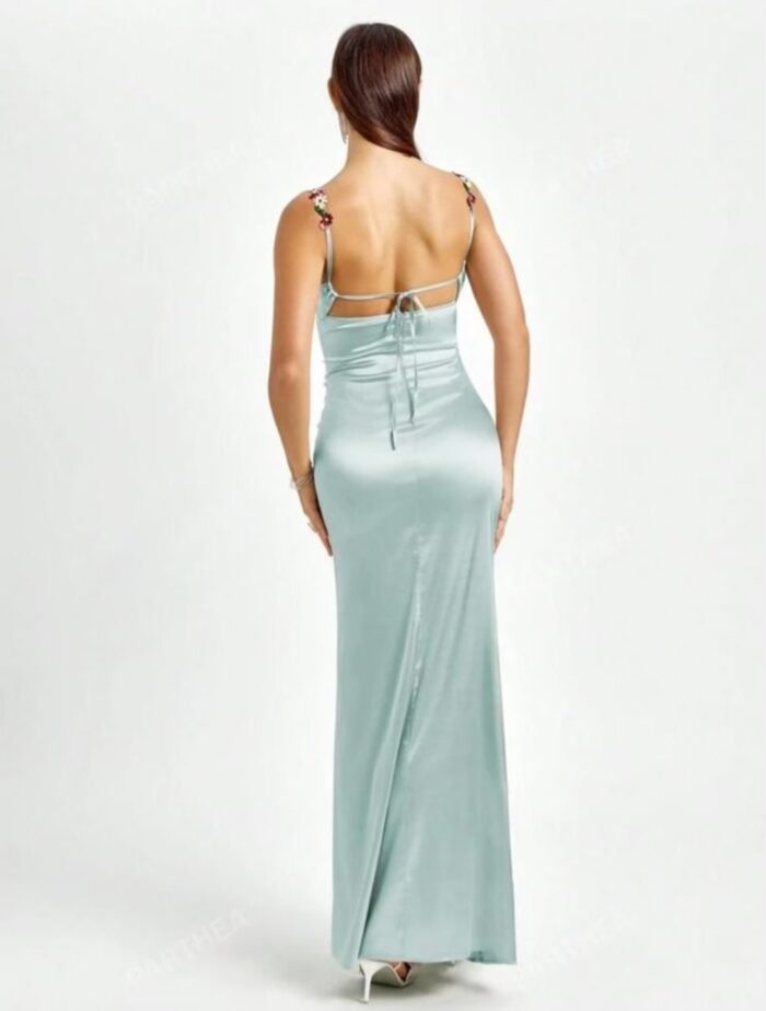Robe longue en satin – Image 10