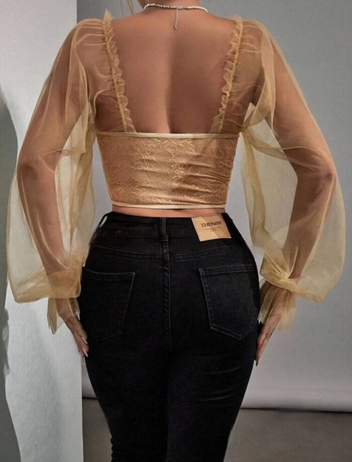 Top avec tulle à manche évasée court en dentelle – Image 4